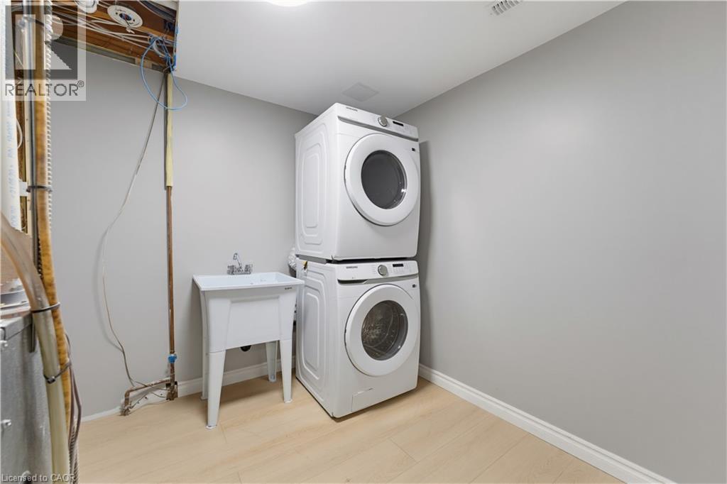 138 Blackhorne Drive Unit# 4, Kitchener, Ontario  N2E 1Z3 - Photo 22 - 40841737