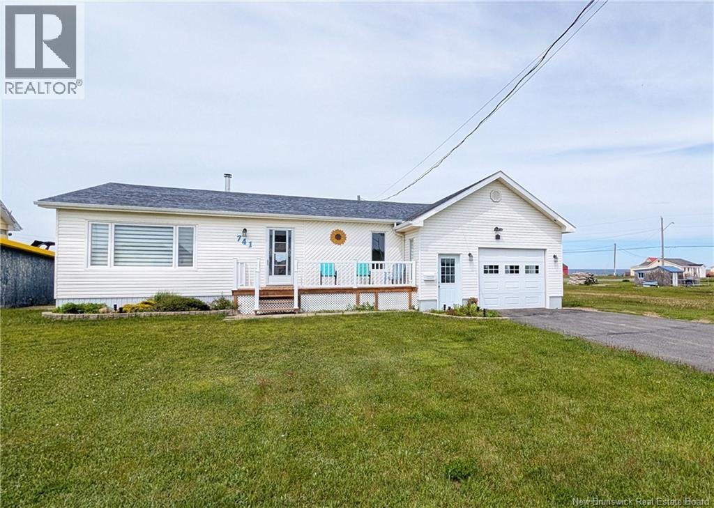 741 NB-320, Anse-Bleue, New Brunswick