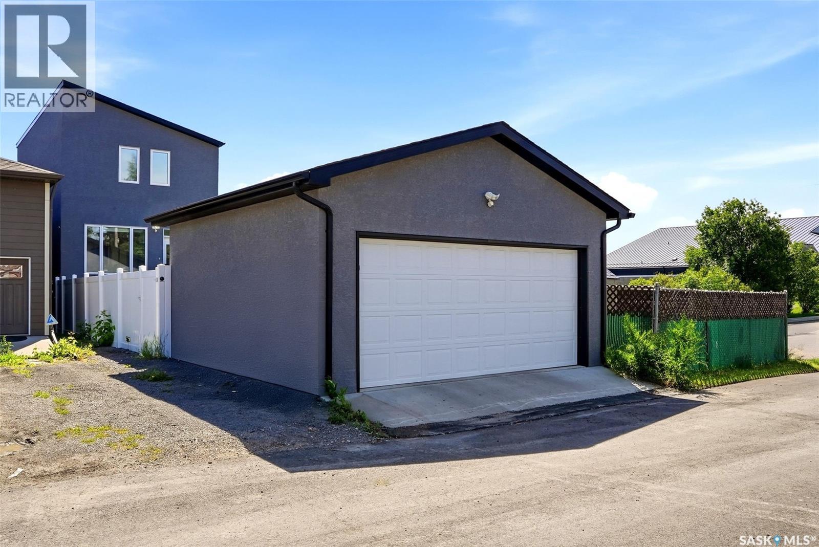 2174 Elliott Street, Regina, Saskatchewan  S4N 3H2 - Photo 36 - SK040950