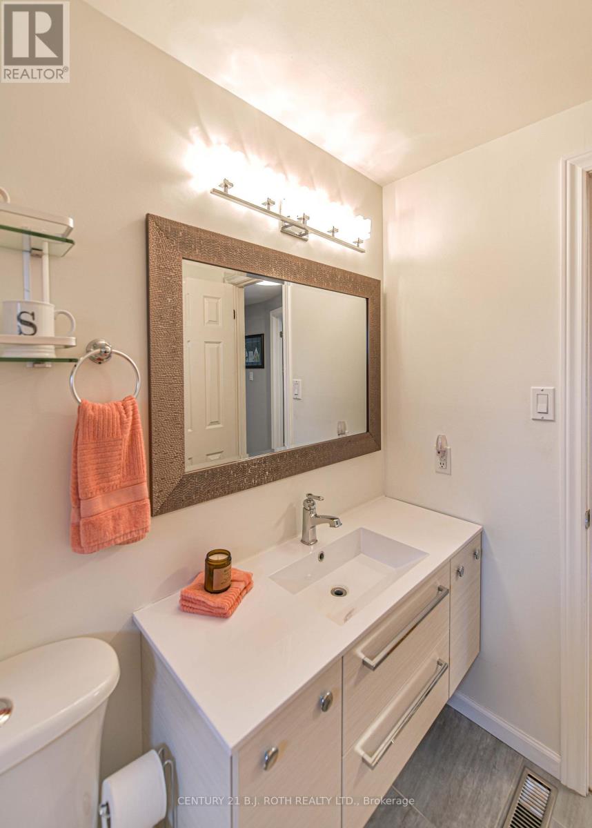 15 Glenecho Drive, Barrie, Ontario  L4M 4J2 - Photo 30 - S13207296