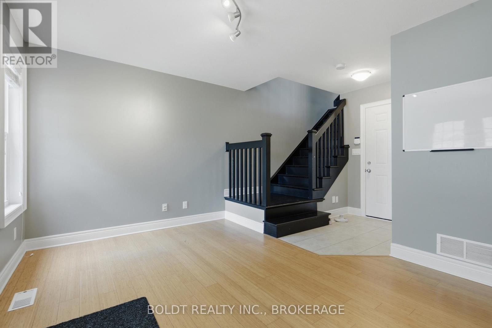 41 Durksen Drive, St. Catharines, Ontario  L2R 0A7 - Photo 29 - X13499616