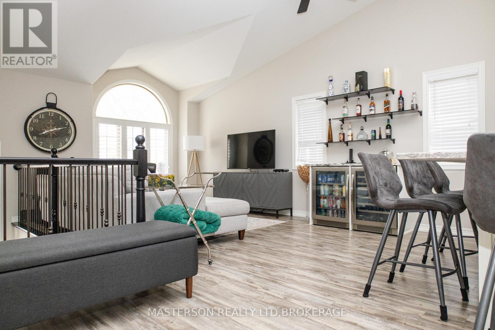 6662 Alina Court, Niagara Falls, Ontario  L2H 0A7 - Photo 14 - X13499682