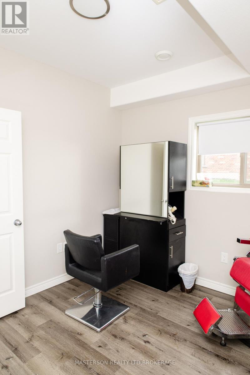 6662 Alina Court, Niagara Falls, Ontario  L2H 0A7 - Photo 32 - X13499682