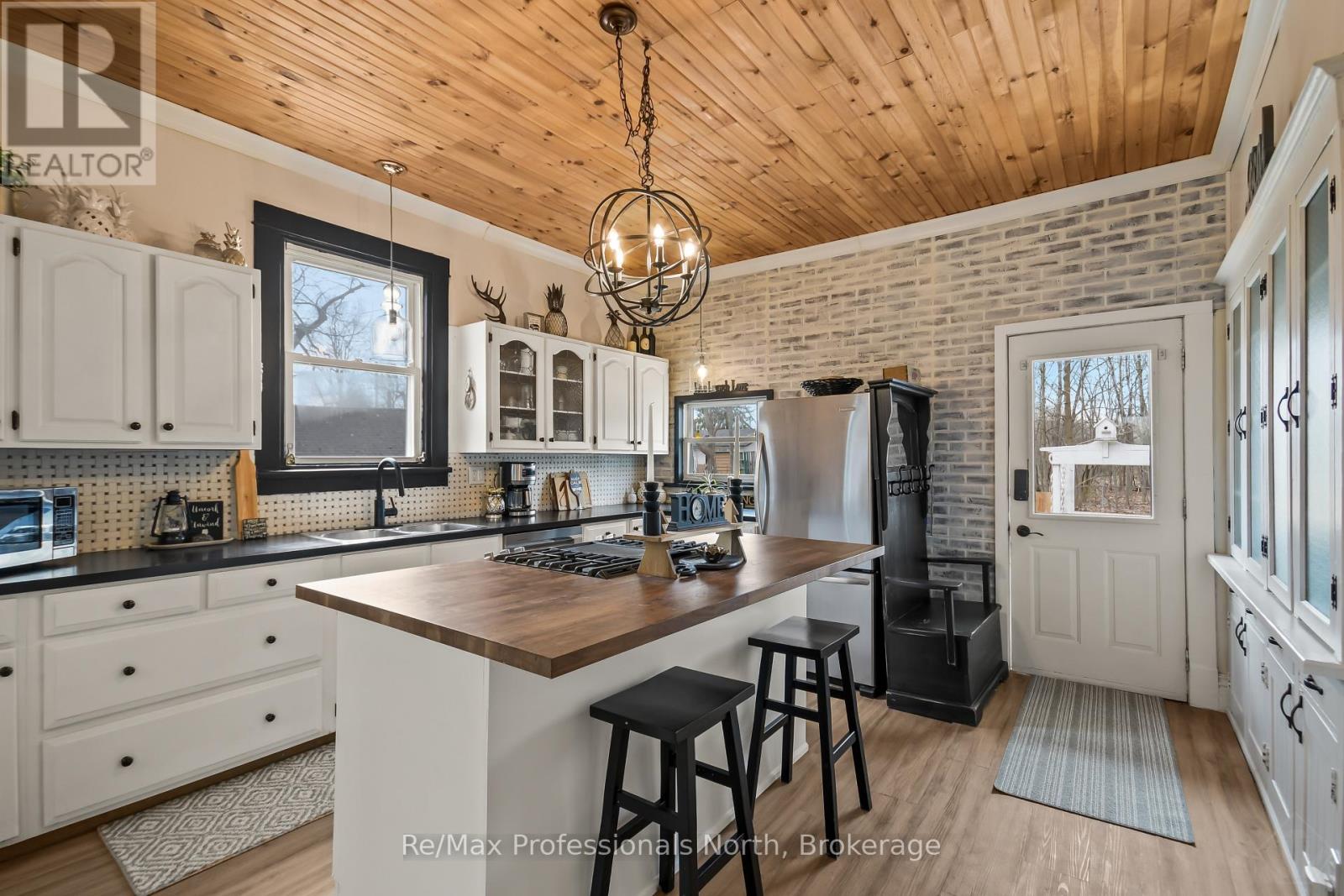 191 Phillip Street W, Gravenhurst (Muskoka (S)), Ontario  P1P 1J4 - Photo 2 - X13499562
