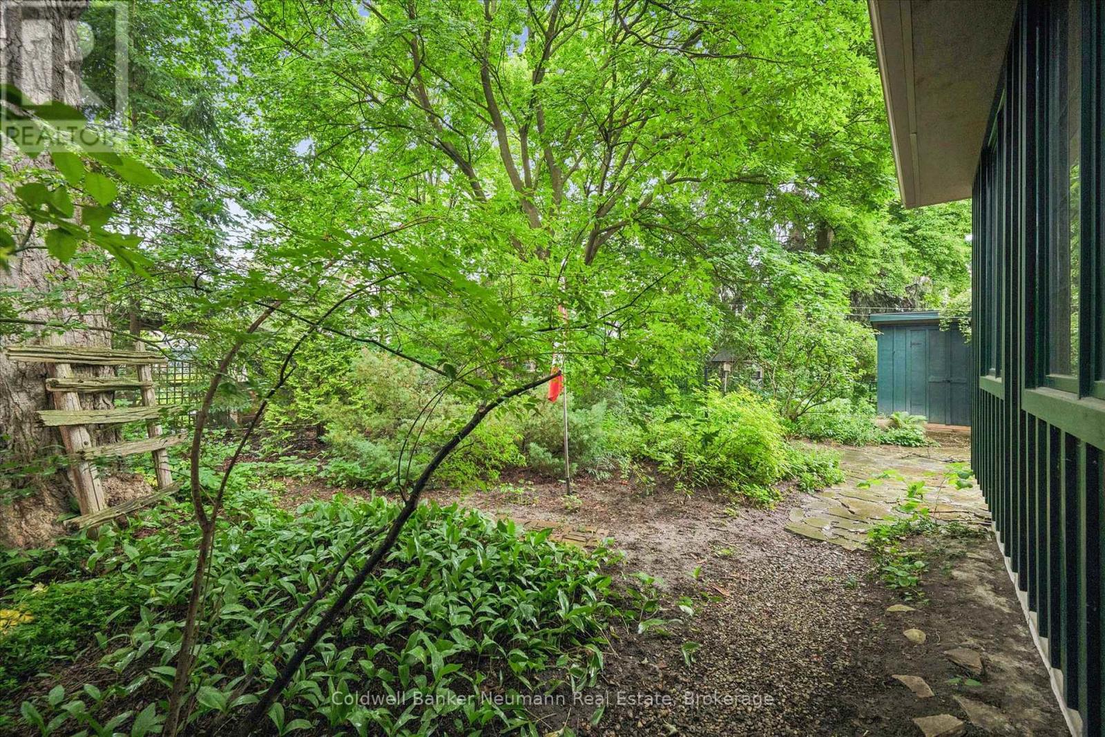 53 Hillcrest Drive, Guelph (St. George's), Ontario  N1E 4W8 - Photo 39 - X13499582
