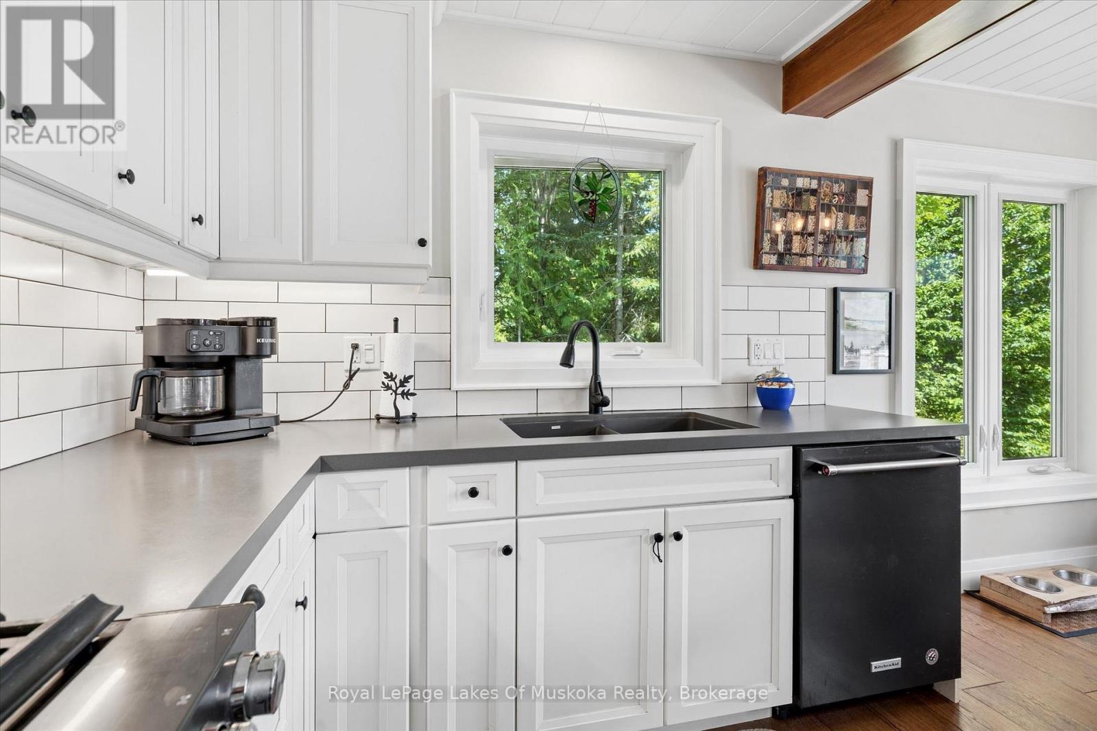 44 Hillcrest Lane, Perry, Ontario  P0A 1J0 - Photo 11 - X13499586