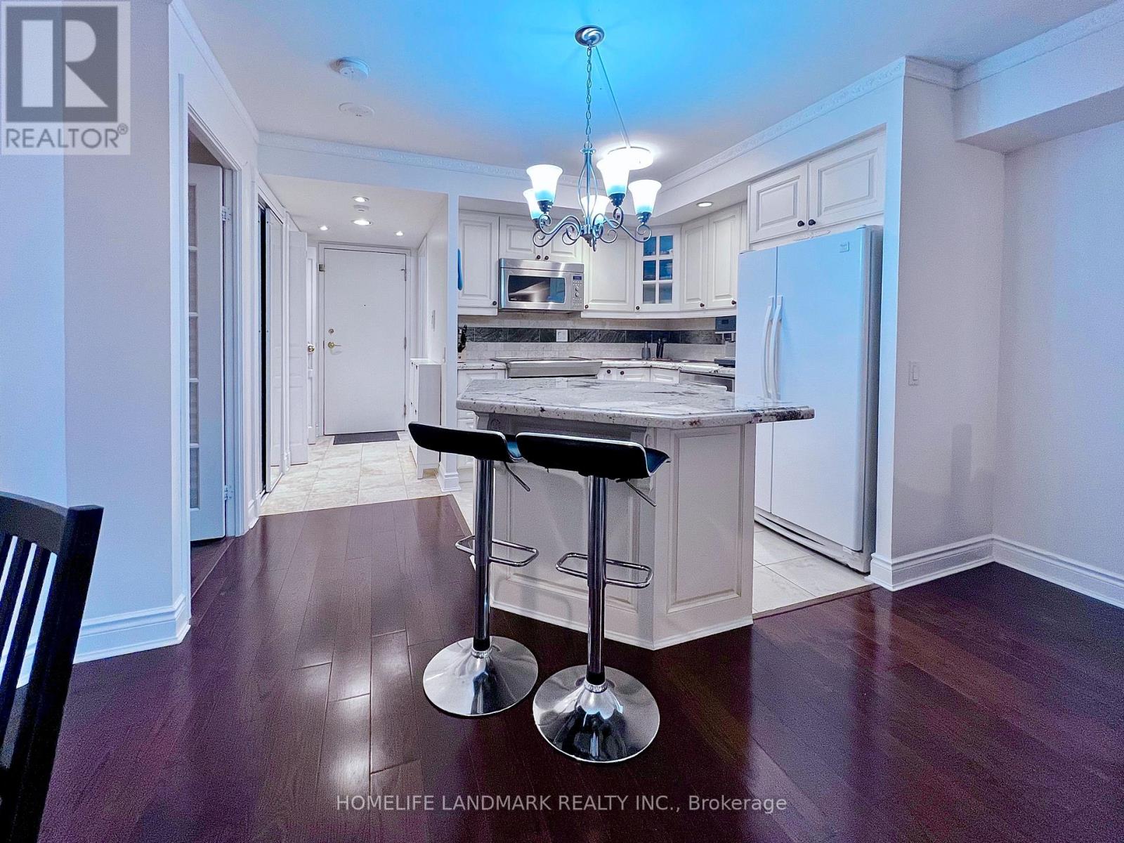 809 - 5 Northtown Way, Toronto, Ontario  M2N 7A1 - Photo 8 - C13499614
