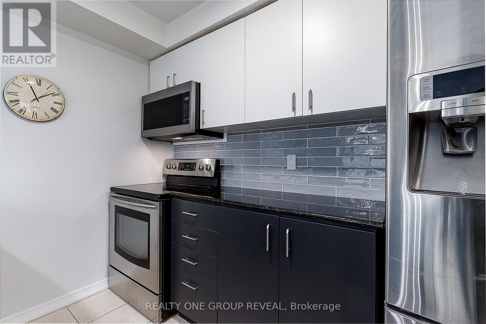 212 - 61 Clarington Boulevard, Clarington, Ontario  L1C 0H6 - Photo 3 - E13499580