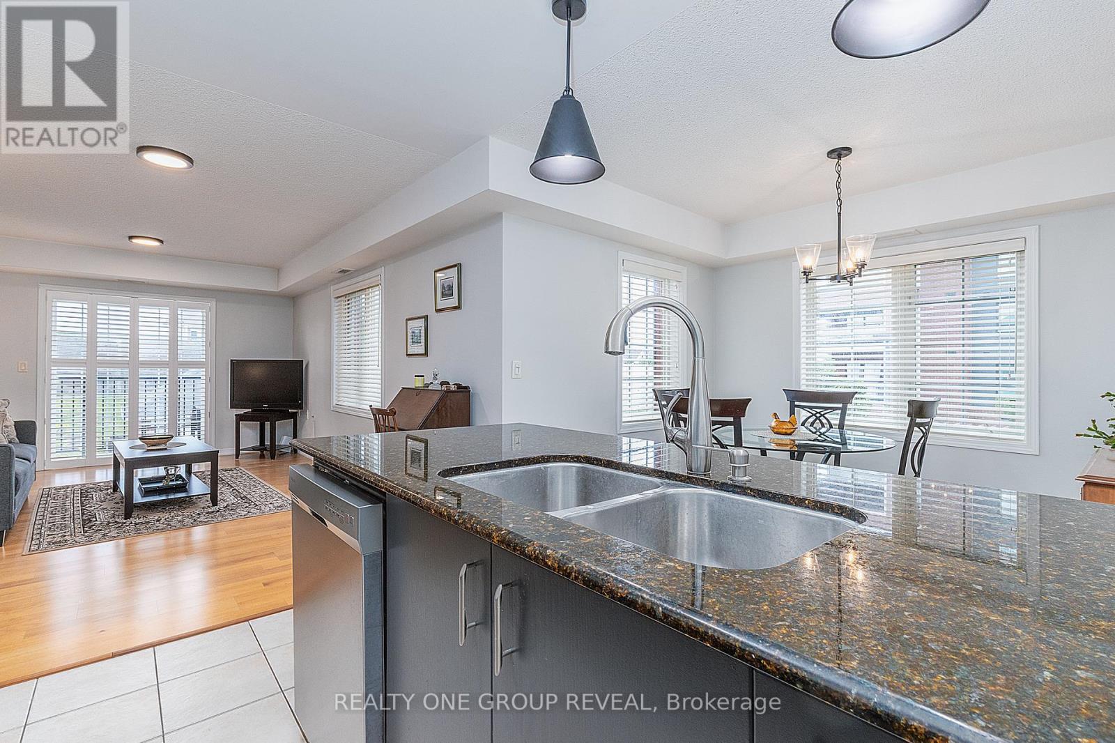 212 - 61 Clarington Boulevard, Clarington, Ontario  L1C 0H6 - Photo 4 - E13499580