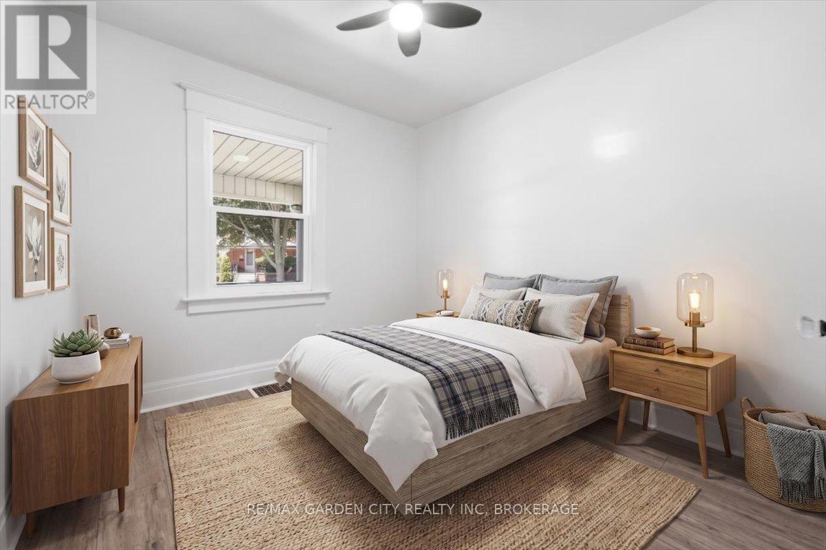 106 Carlton Street, St. Catharines, Ontario  L2R 1R3 - Photo 13 - X13492276