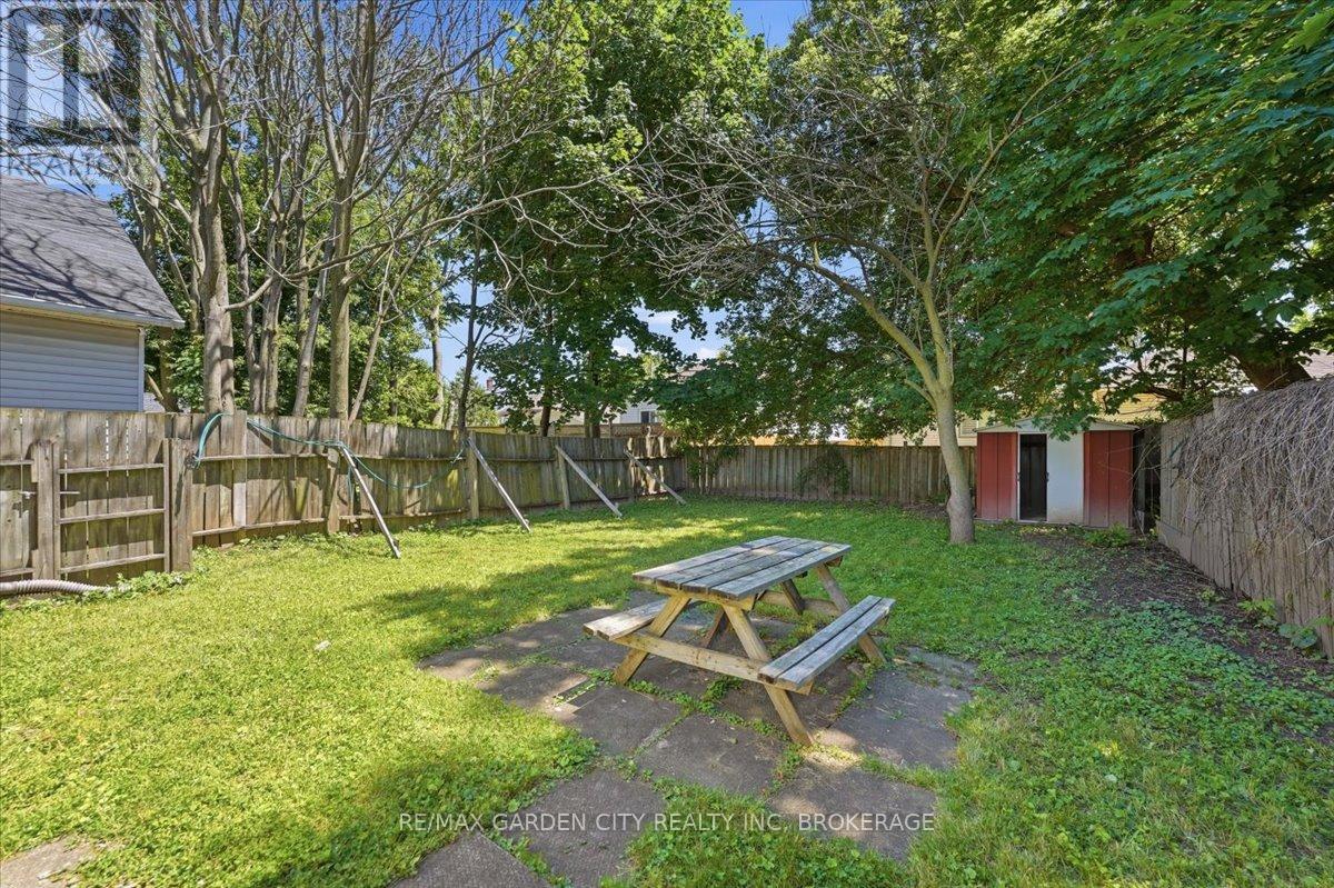 106 Carlton Street, St. Catharines, Ontario  L2R 1R3 - Photo 21 - X13492276