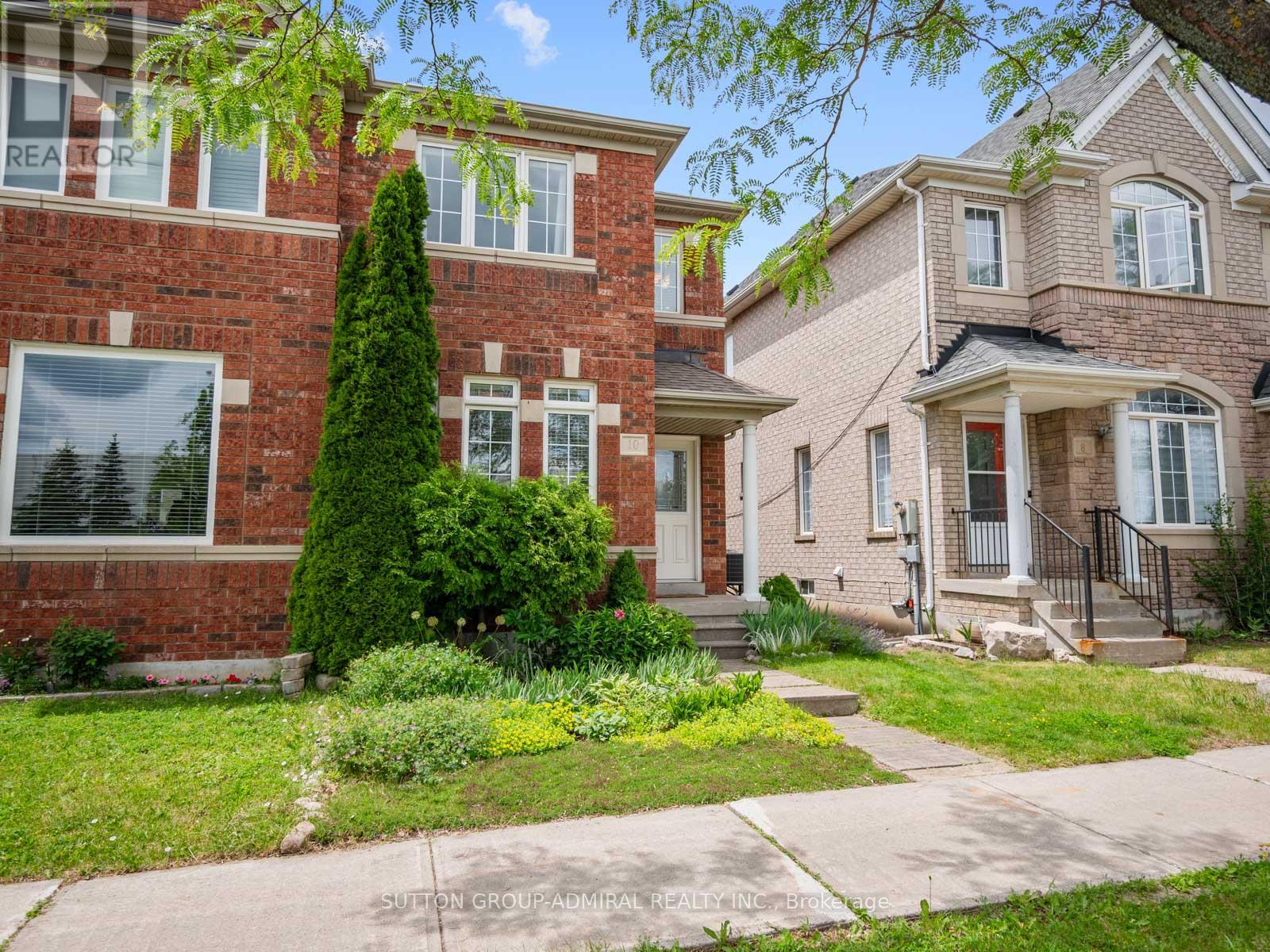 10 Forest Run Boulevard, Vaughan, Ontario  L4K 5J8 - Photo 3 - N13499688