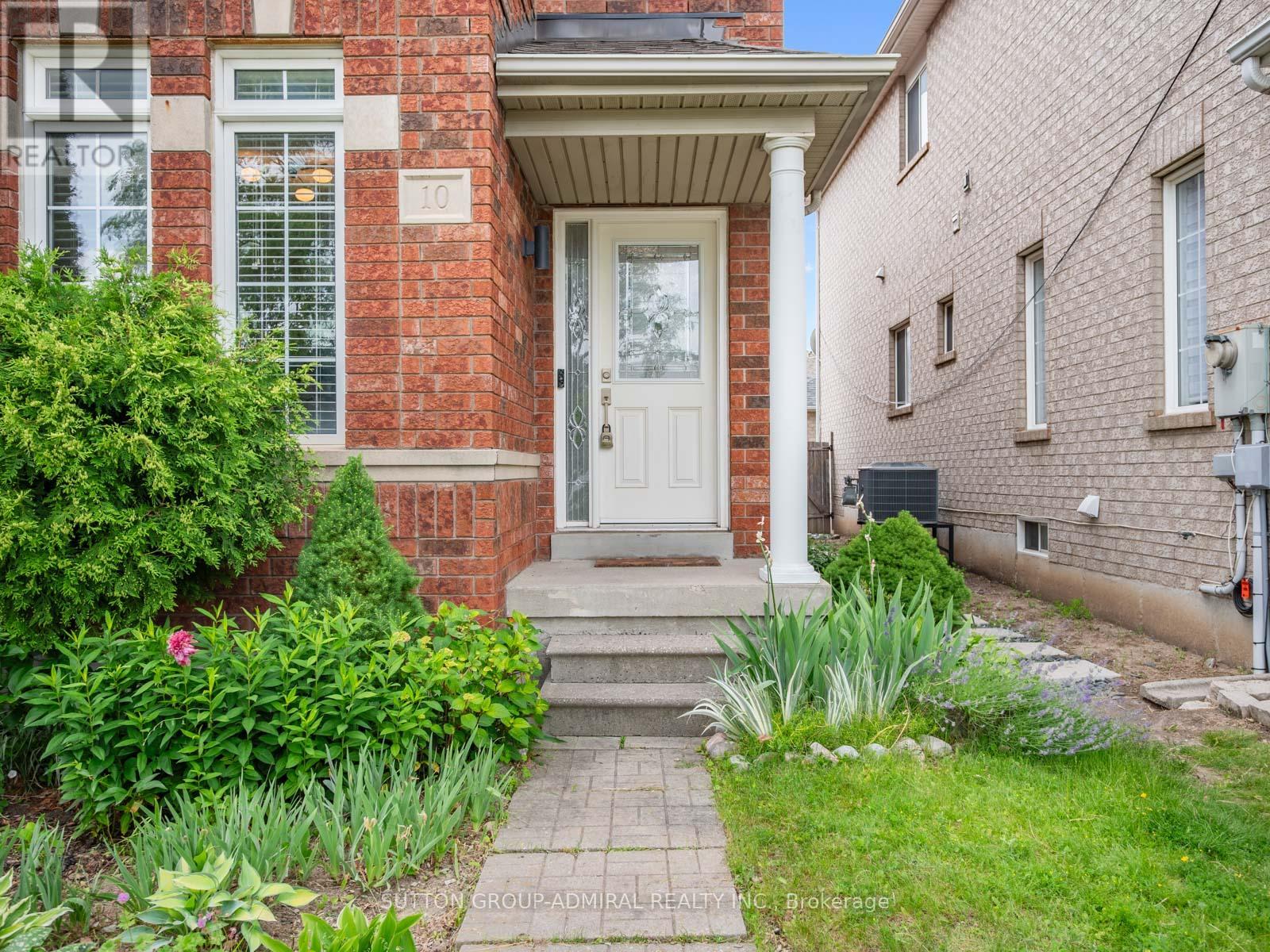 10 Forest Run Boulevard, Vaughan, Ontario  L4K 5J8 - Photo 4 - N13499688