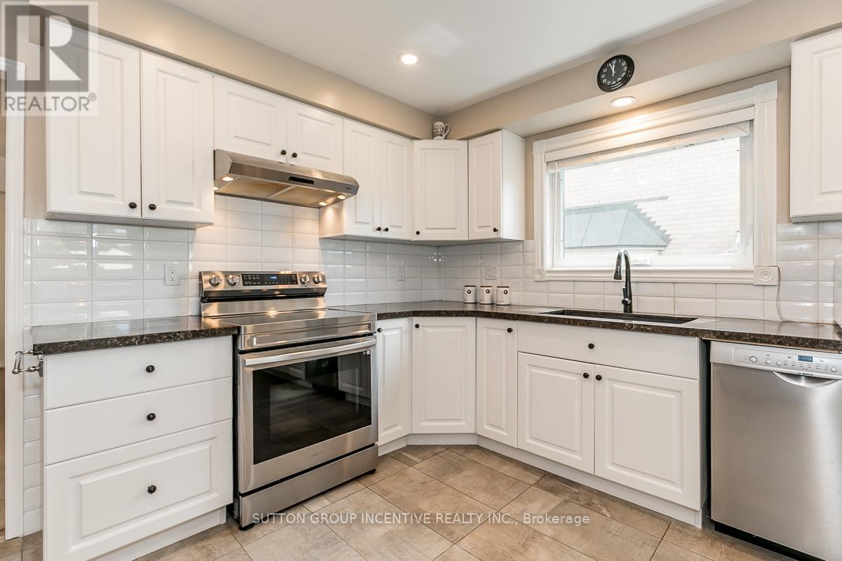 89 Cityview Circle, Barrie (Holly), Ontario  L4N 7V1 - Photo 12 - S13499636