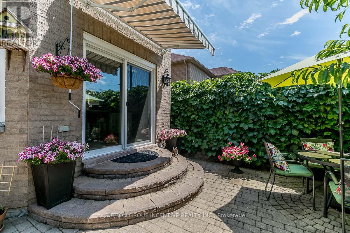 89 Cityview Circle, Barrie (Holly), Ontario  L4N 7V1 - Photo 17 - S13499636