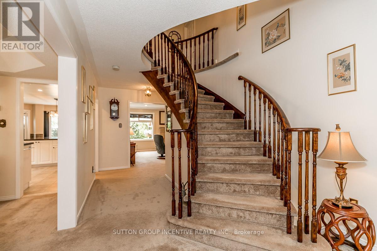 89 Cityview Circle, Barrie (Holly), Ontario  L4N 7V1 - Photo 32 - S13499636