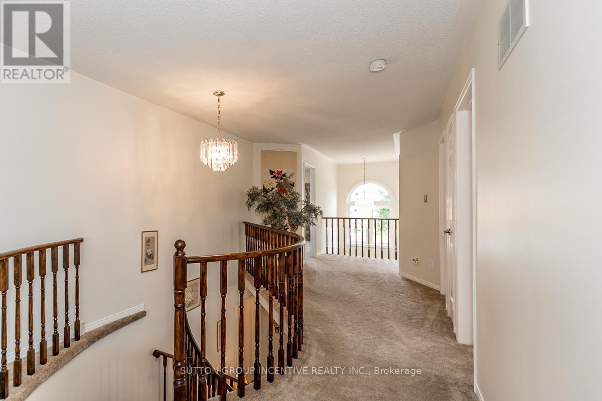89 Cityview Circle, Barrie (Holly), Ontario  L4N 7V1 - Photo 33 - S13499636