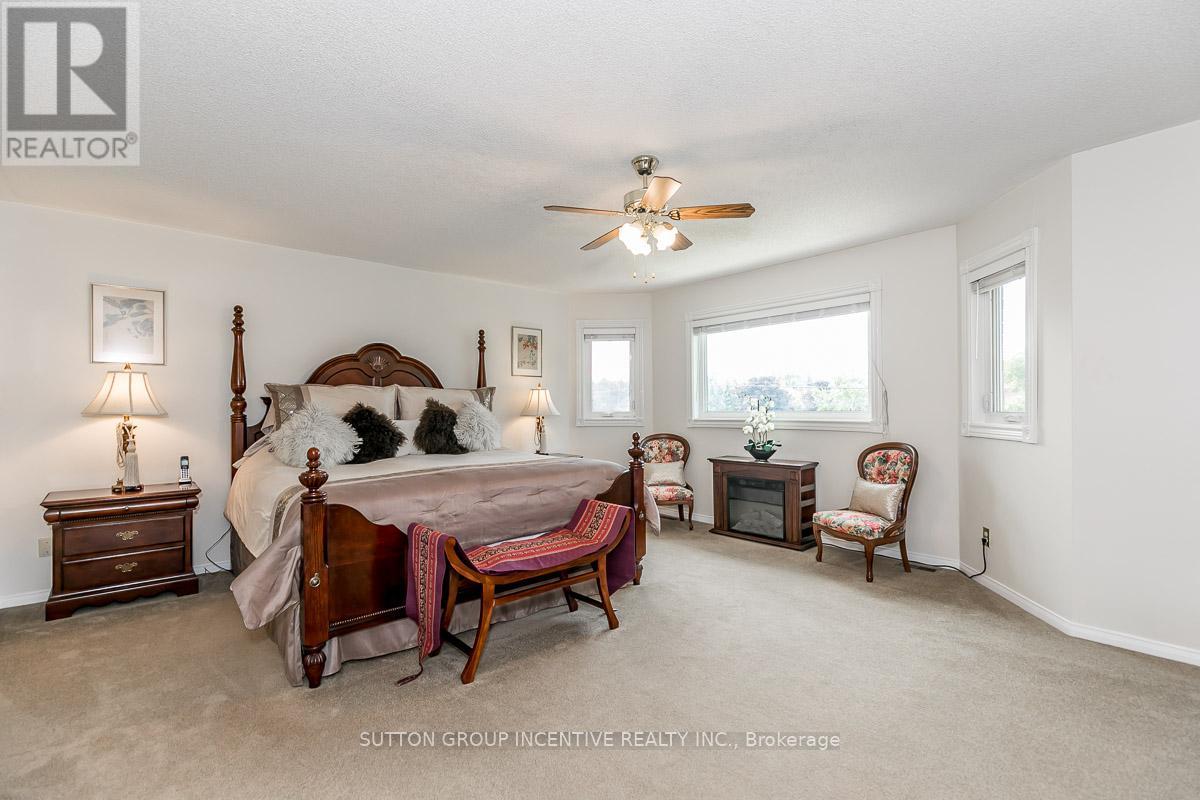89 Cityview Circle, Barrie (Holly), Ontario  L4N 7V1 - Photo 34 - S13499636