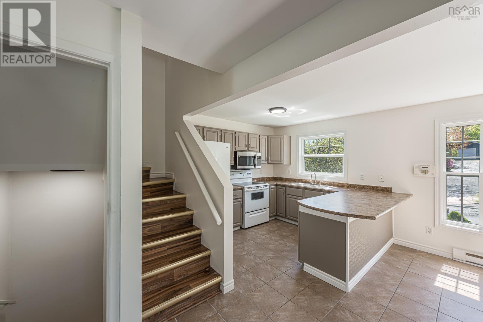 41 Mountain Road, Halifax, Nova Scotia  B3N 1A3 - Photo 6 - 202612186