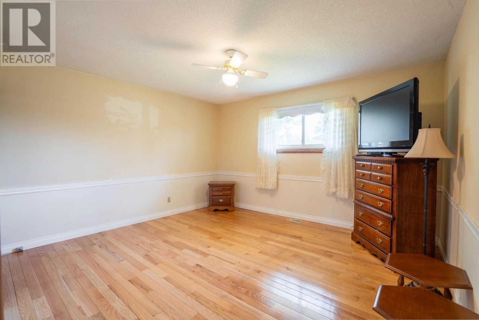 133 Boehmer Blvd, Sault Ste. Marie, Ontario  P6B 5C1 - Photo 11 - SM261221