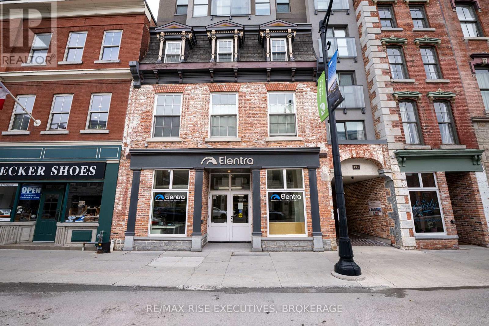 101 - 171 Wellington Street, Kingston, Ontario  K7L 1R8 - Photo 2 - X13499768