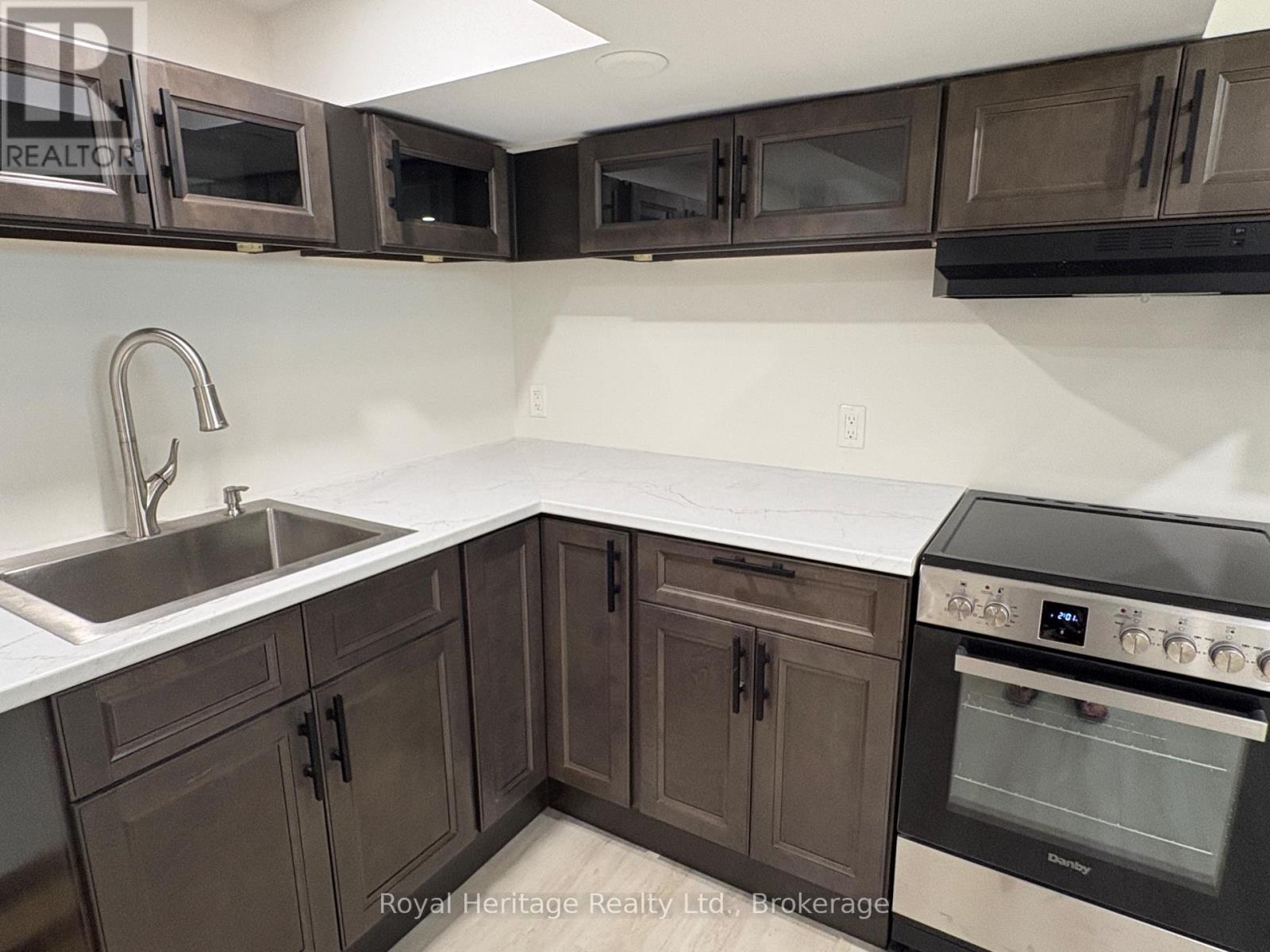 Bsmt - 499 Braidwood Avenue, Peterborough, Ontario  K9J 1V7 - Photo 2 - X13499758