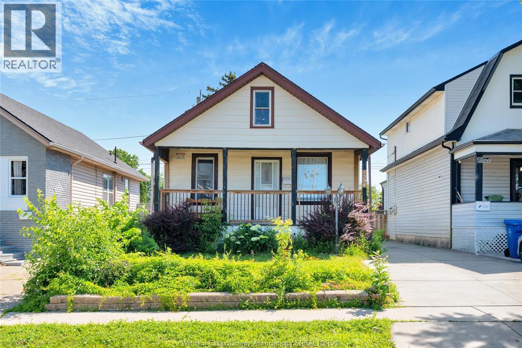 1396 LILLIAN AVENUE, Windsor, Ontario