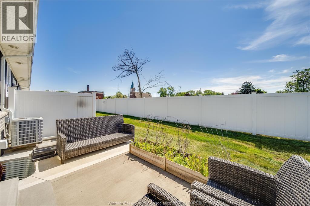 1935 Ethan, Windsor, Ontario  N8T 1G1 - Photo 38 - 26015292