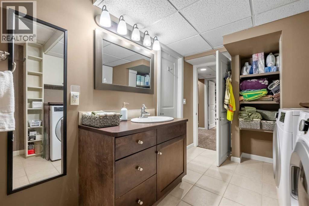 39 Deermoss Place Se, Calgary, Alberta  T2J 6P5 - Photo 40 - A2324042
