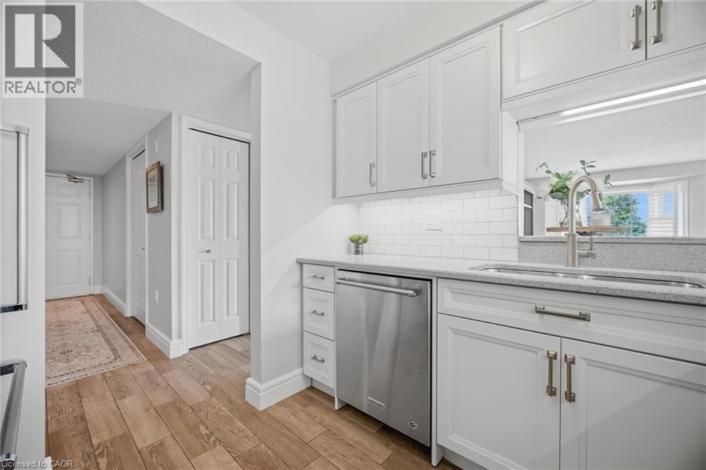 216 Plains Road W Unit# F301, Burlington, Ontario  L7T 4K8 - Photo 12 - 40843053