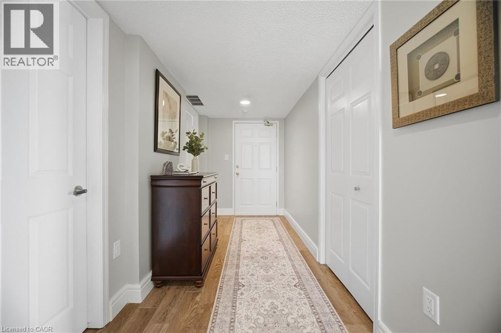 216 Plains Road W Unit# F301, Burlington, Ontario  L7T 4K8 - Photo 5 - 40843053