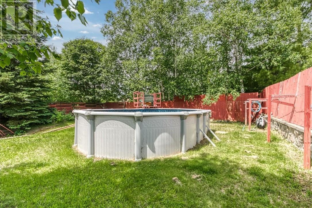 32 Fraser Avenue, Onaping, Ontario  P0M 2R0 - Photo 6 - 2128880