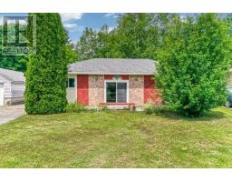 32 Fraser Avenue, Onaping, Ontario