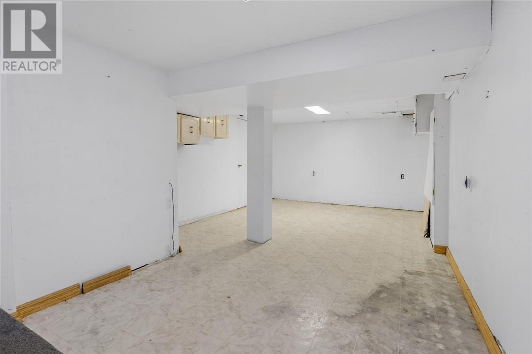 1583 Regent Street, Greater Sudbury, Ontario  P3E 3Z7 - Photo 31 - 2128742