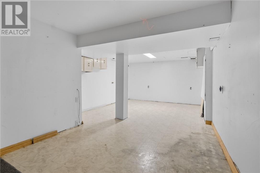 1583 Regent Street, Greater Sudbury, Ontario  P3E 3Z7 - Photo 33 - 2128742