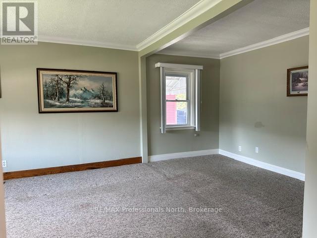7 Invergordon Avenue, Minden Hills (Minden), Ontario  K0M 2K0 - Photo 5 - X13499748