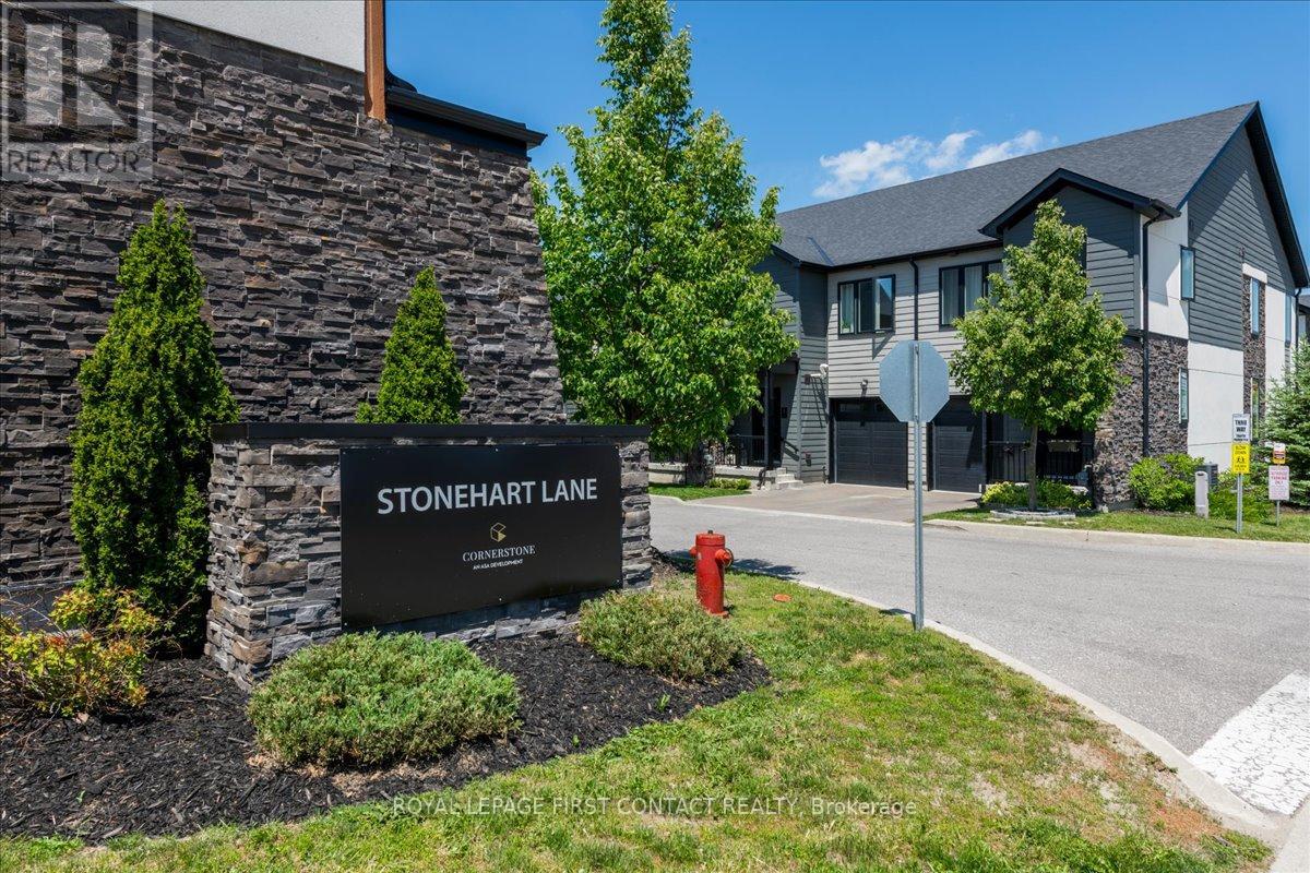 4 STONEHART LANE, barrie (east bayfield), Ontario