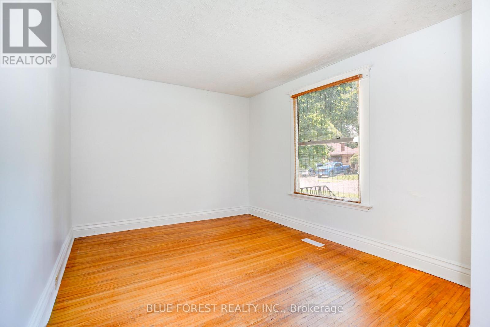 236 Bernard Avenue, London East, Ontario  N6A 2M8 - Photo 8 - X13499950