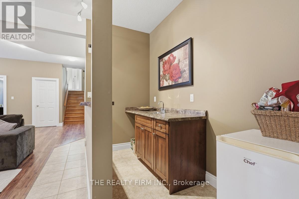 813 Leacock Way, London North, Ontario  N6G 5N5 - Photo 35 - X13500044