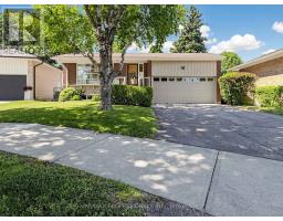 49 LAURELWOOD CRESCENT, Toronto, Ontario