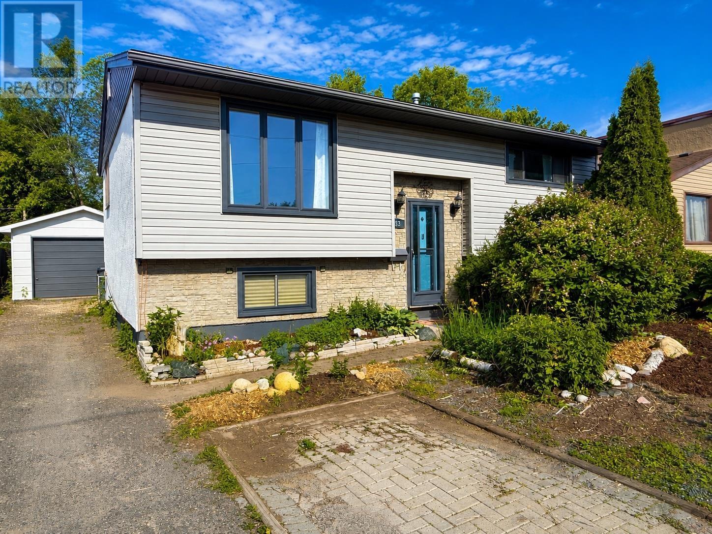 443 James St N, Thunder Bay, Ontario  P7C 4T3 - Photo 1 - TB2601725