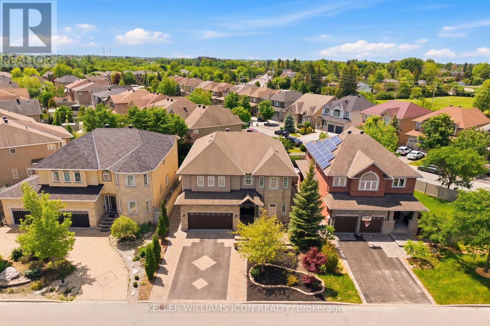 246 Madhu Crescent, Ottawa, Ontario  K2C 4J3 - Photo 2 - X13242456