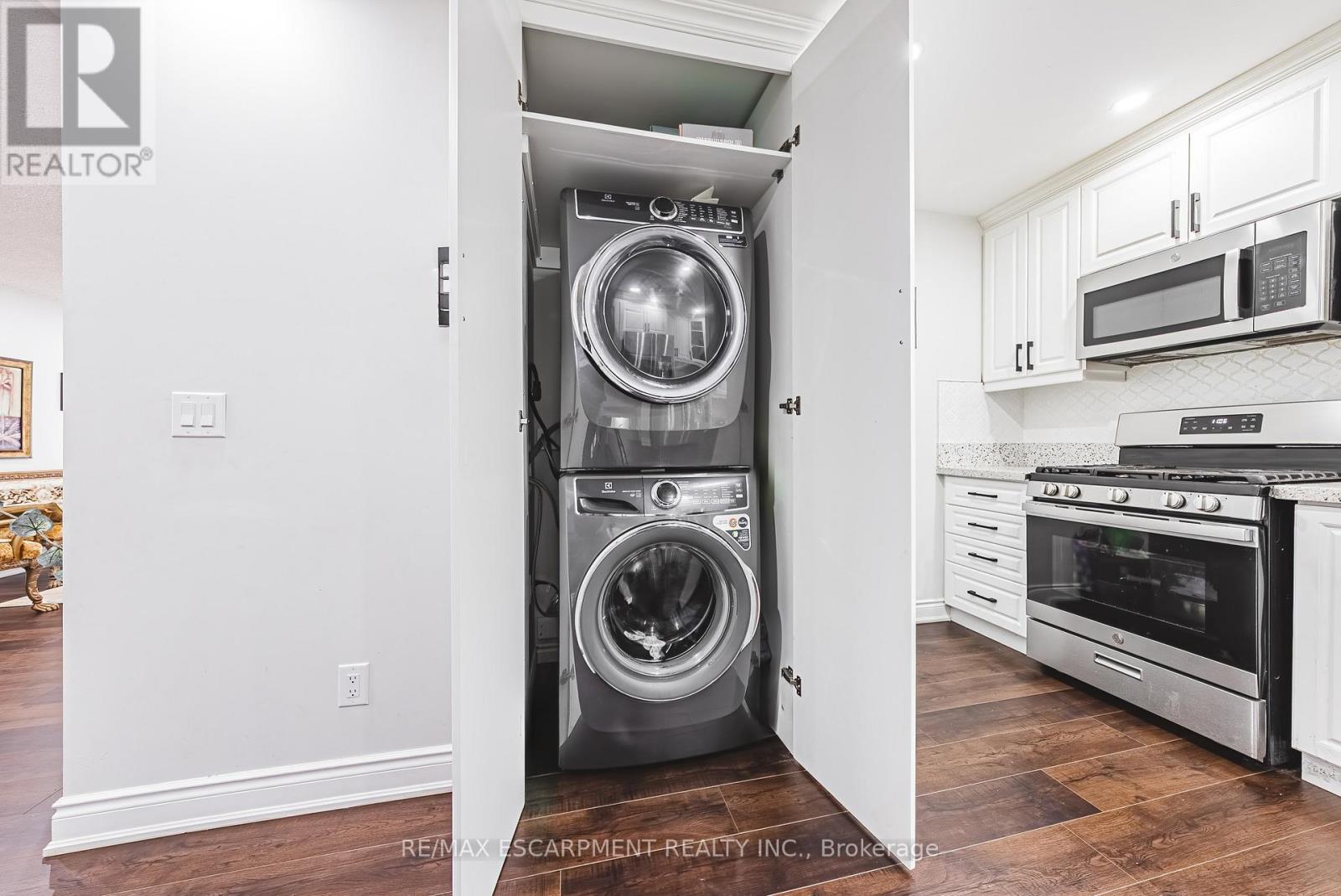 11 Drakes Drive, Hamilton, Ontario  L8E 4G4 - Photo 11 - X13499766