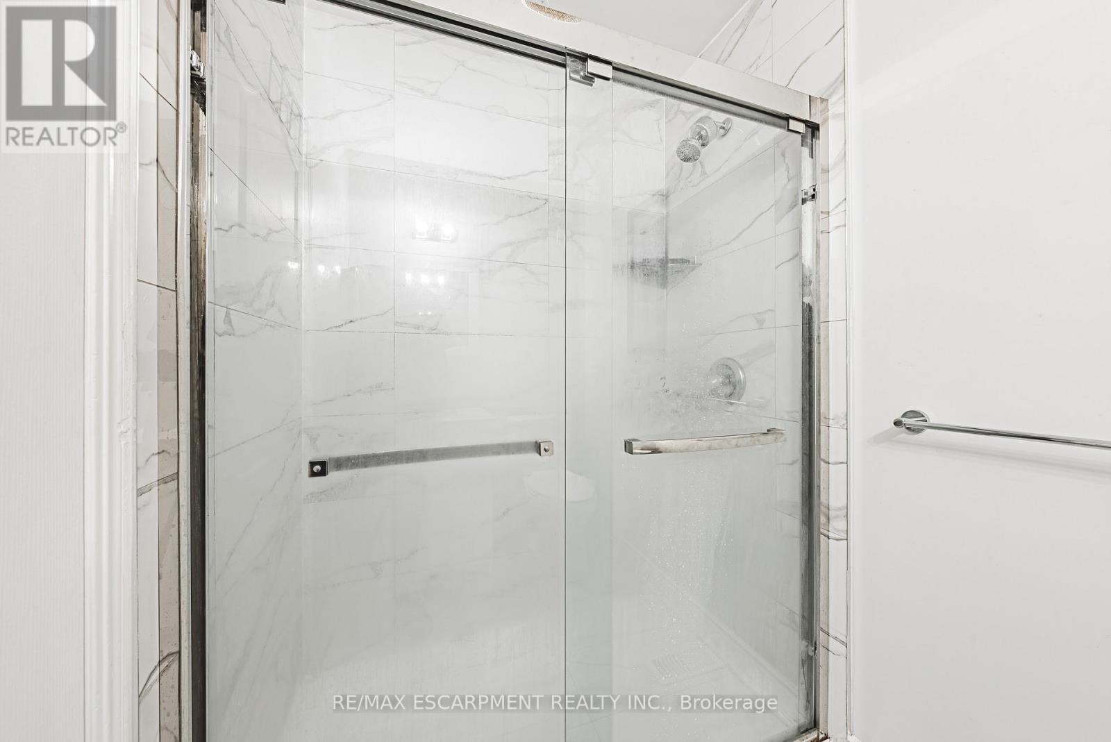 11 Drakes Drive, Hamilton, Ontario  L8E 4G4 - Photo 17 - X13499766