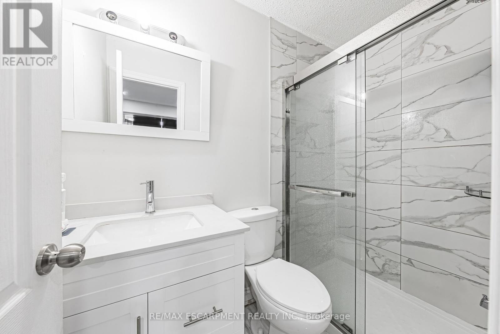 11 Drakes Drive, Hamilton, Ontario  L8E 4G4 - Photo 25 - X13499766