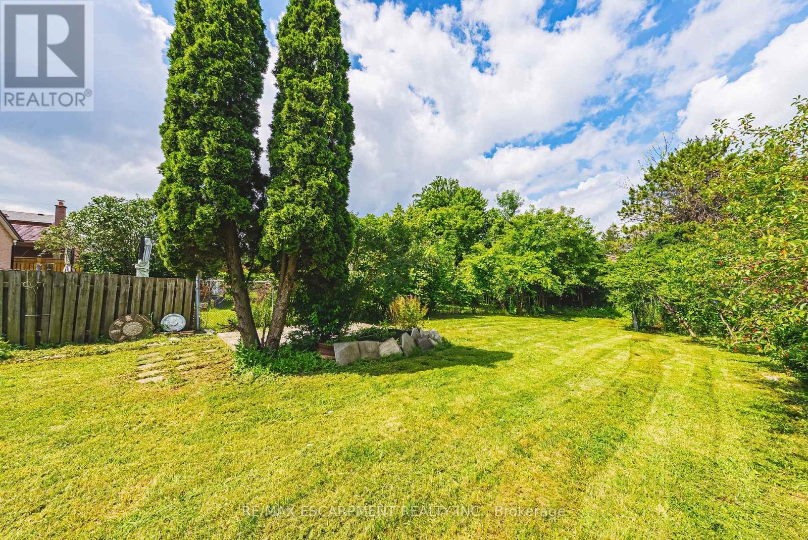 11 Drakes Drive, Hamilton, Ontario  L8E 4G4 - Photo 31 - X13499766