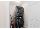 400 Sutton Crescent Unit# 301, Kelowna, BC V1V 1Y3