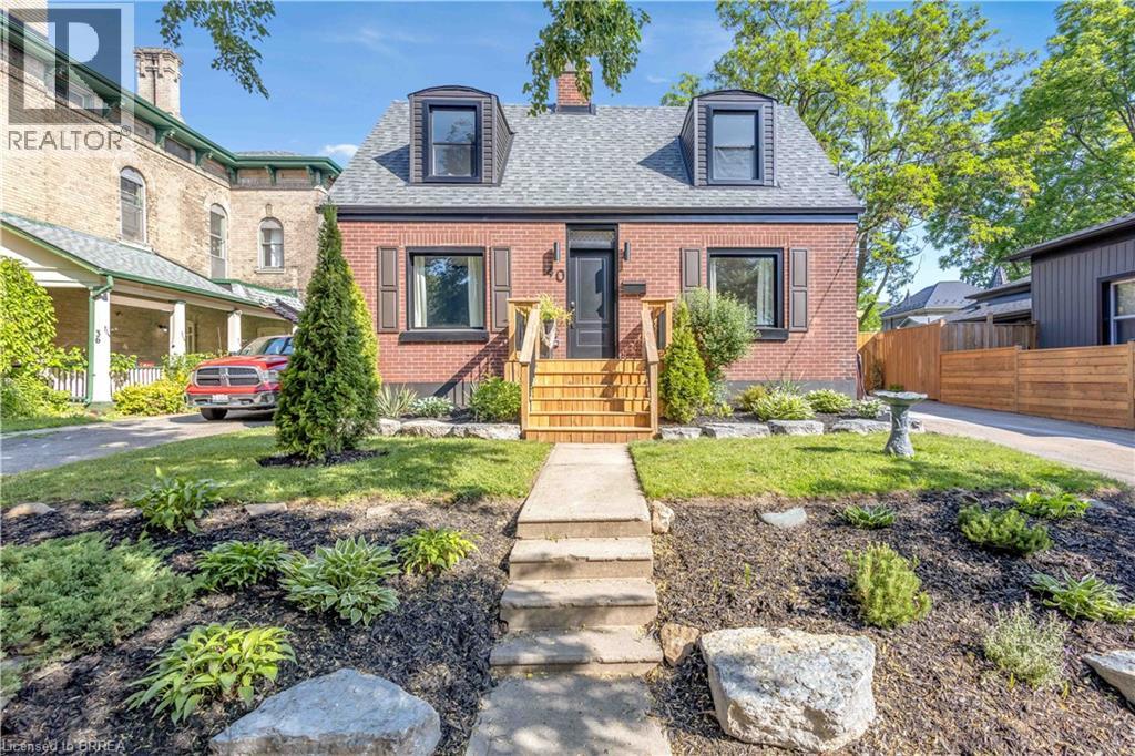 40 PALACE Street, Brantford, Ontario