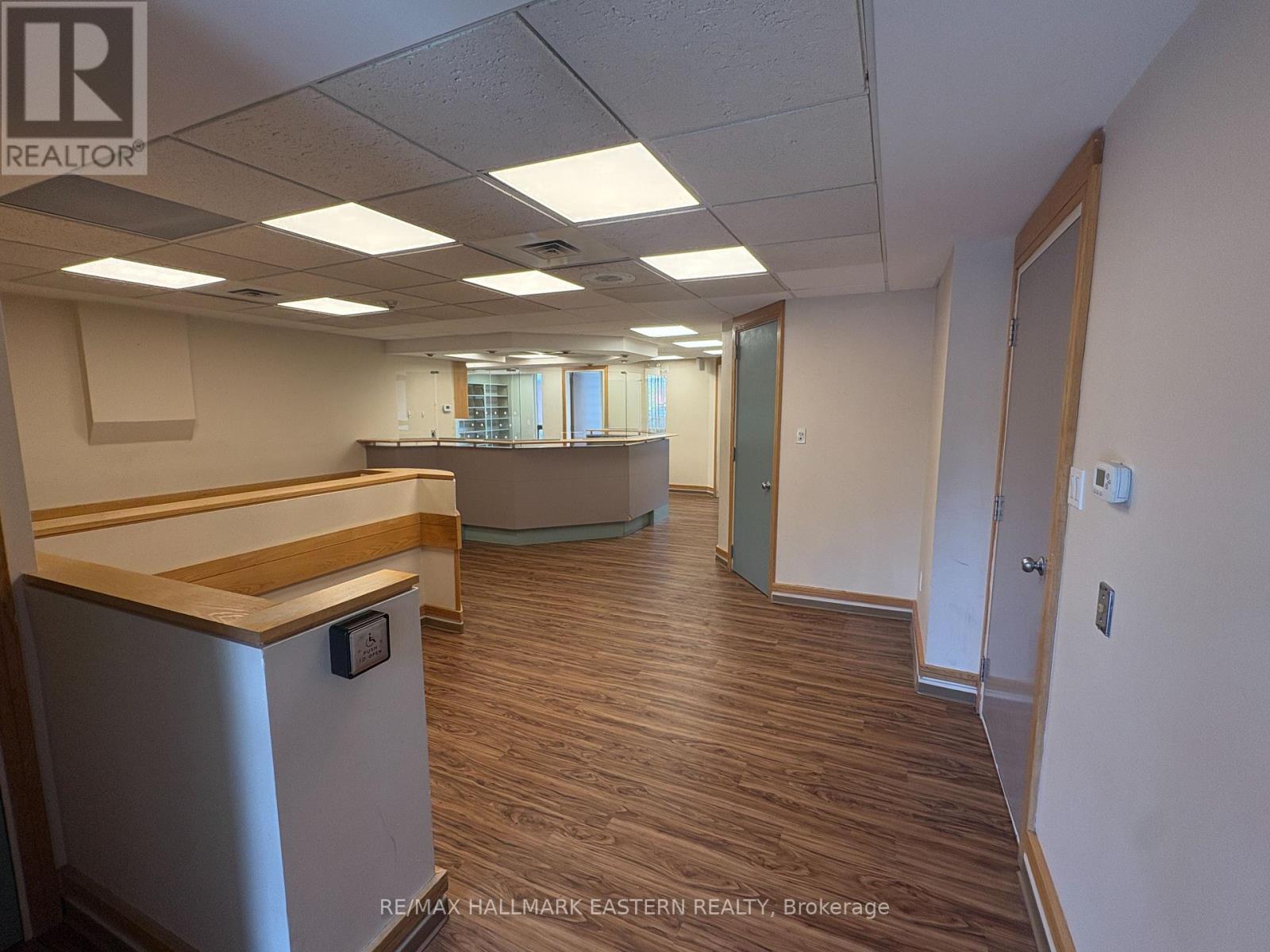 101 - 380 Burnham Street, Peterborough, Ontario  K9H 1T6 - Photo 1 - X13499866