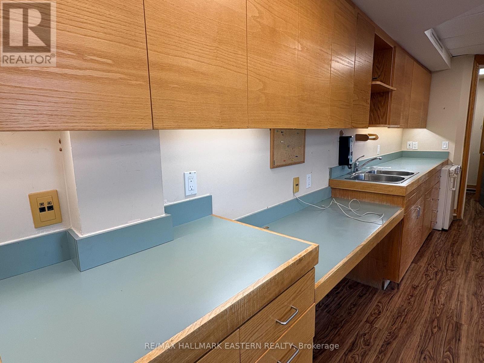 101 - 380 Burnham Street, Peterborough, Ontario  K9H 1T6 - Photo 6 - X13499866